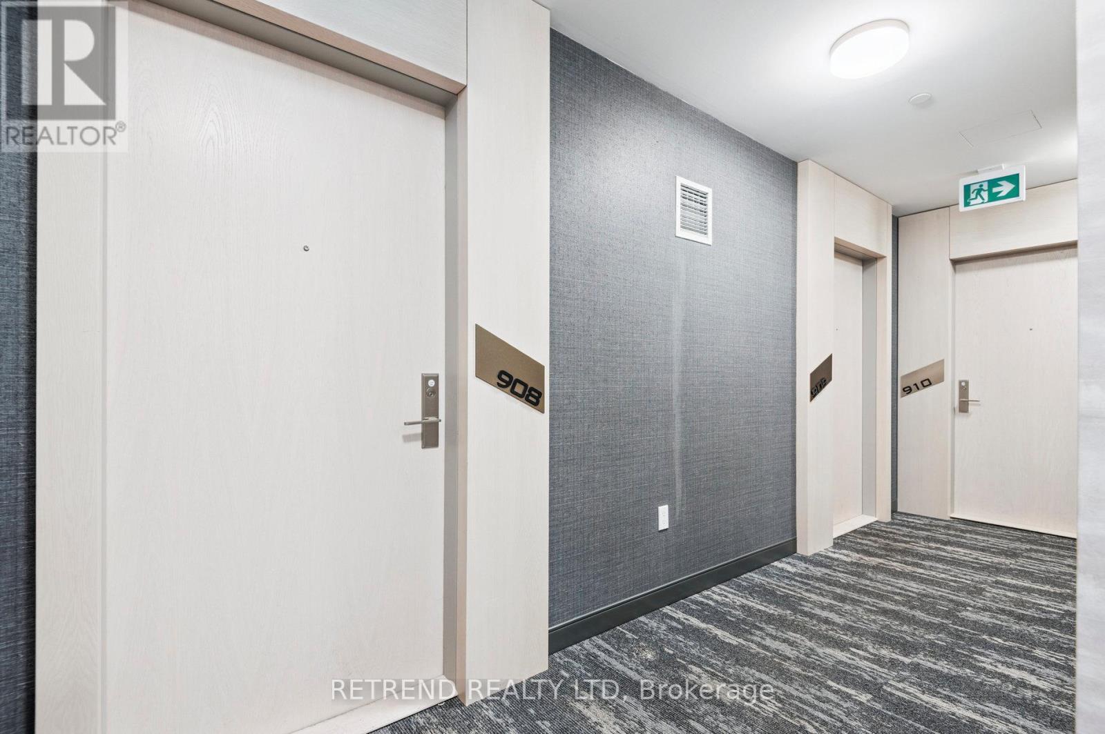 908 - 77 Mutual Street, Toronto, Ontario  M5B 2A9 - Photo 4 - C12420445