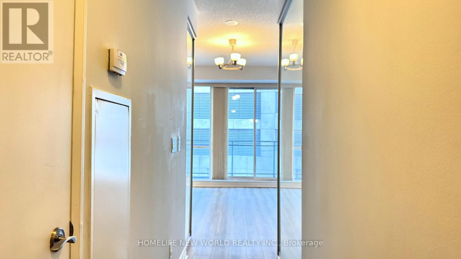 1806 - 220 Victoria Street, Toronto, Ontario  M5B 2R6 - Photo 13 - C12420460
