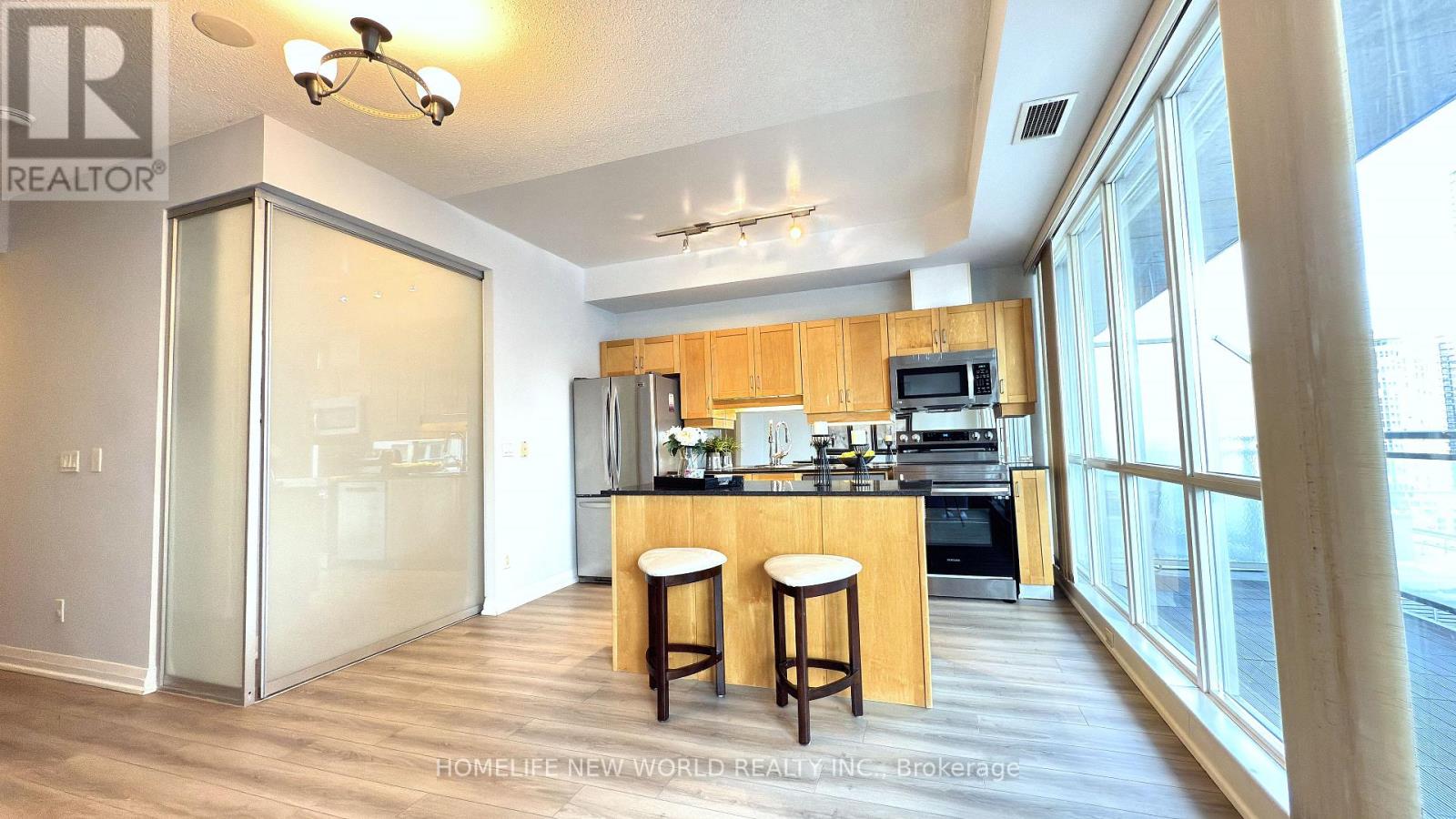 1806 - 220 Victoria Street, Toronto, Ontario  M5B 2R6 - Photo 14 - C12420460