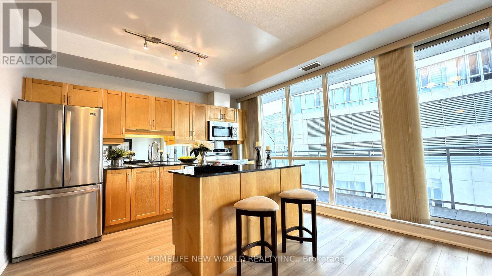 1806 - 220 Victoria Street, Toronto, Ontario  M5B 2R6 - Photo 15 - C12420460