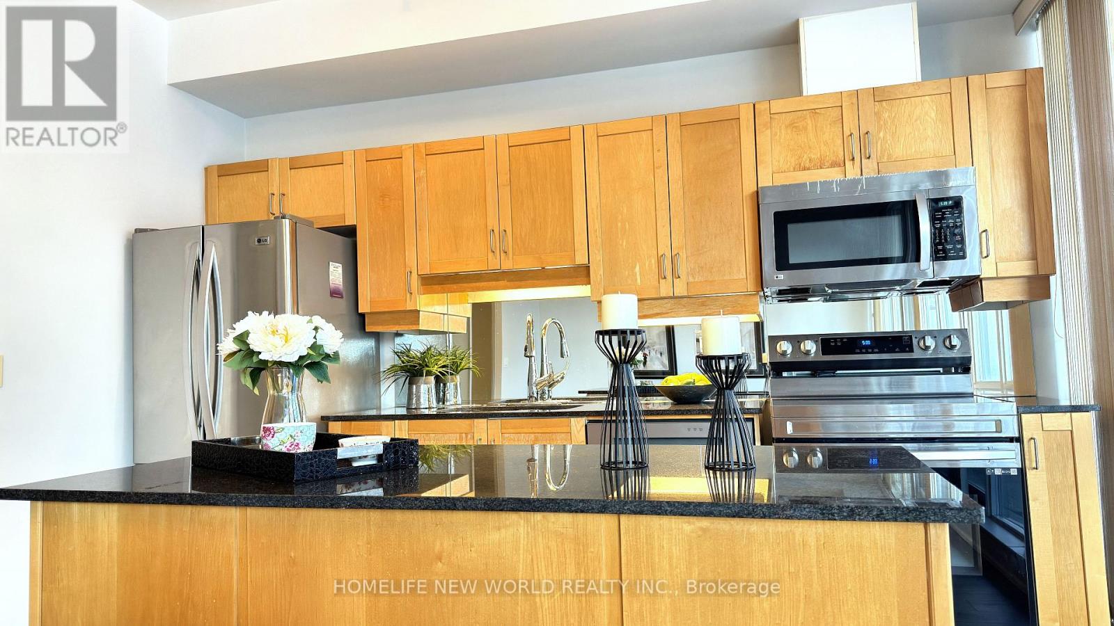 1806 - 220 Victoria Street, Toronto, Ontario  M5B 2R6 - Photo 17 - C12420460