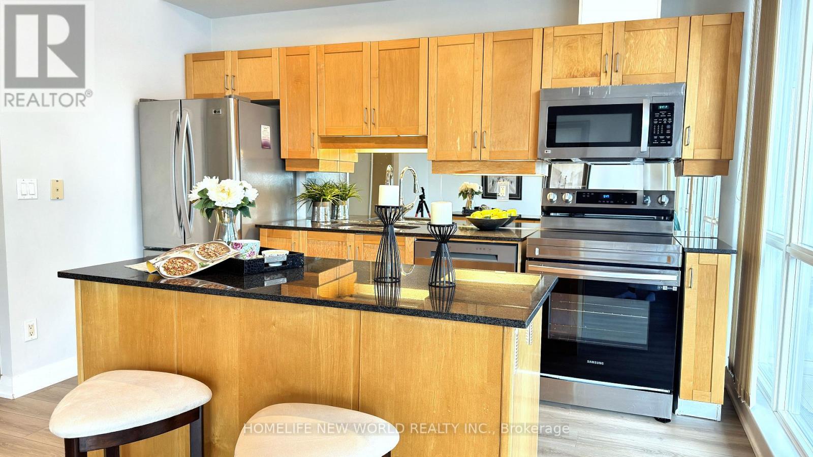 1806 - 220 Victoria Street, Toronto, Ontario  M5B 2R6 - Photo 18 - C12420460