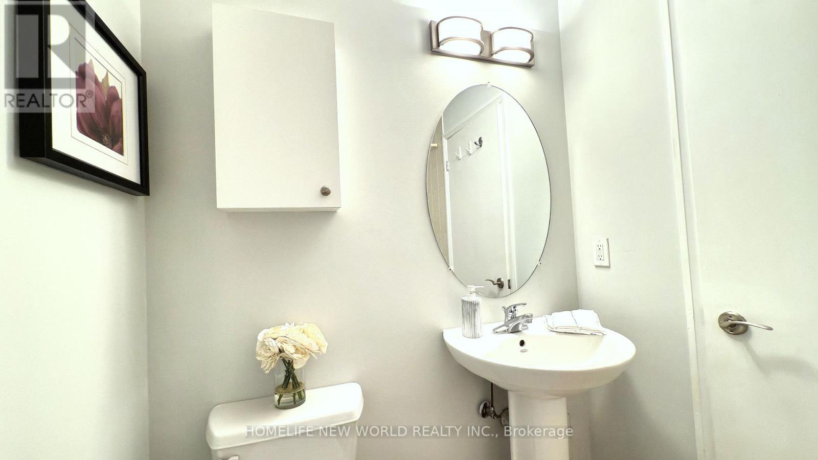 1806 - 220 Victoria Street, Toronto, Ontario  M5B 2R6 - Photo 32 - C12420460