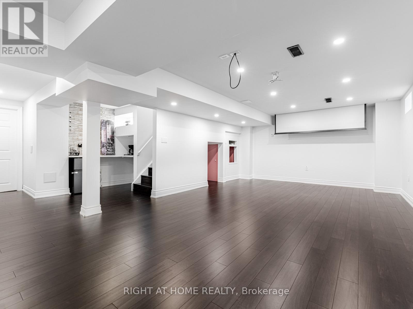 214 Stevenson Crescent, Bradford West Gwillimbury, Ontario  L3Z 0T1 - Photo 26 - N12420436