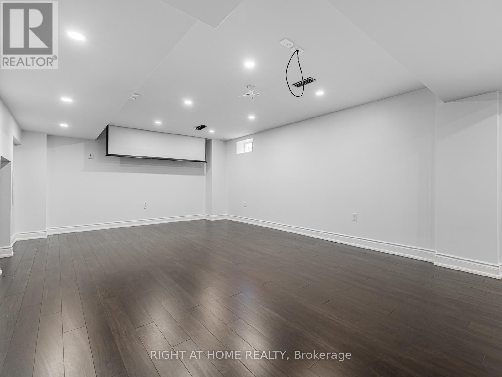 214 Stevenson Crescent, Bradford West Gwillimbury, Ontario  L3Z 0T1 - Photo 27 - N12420436