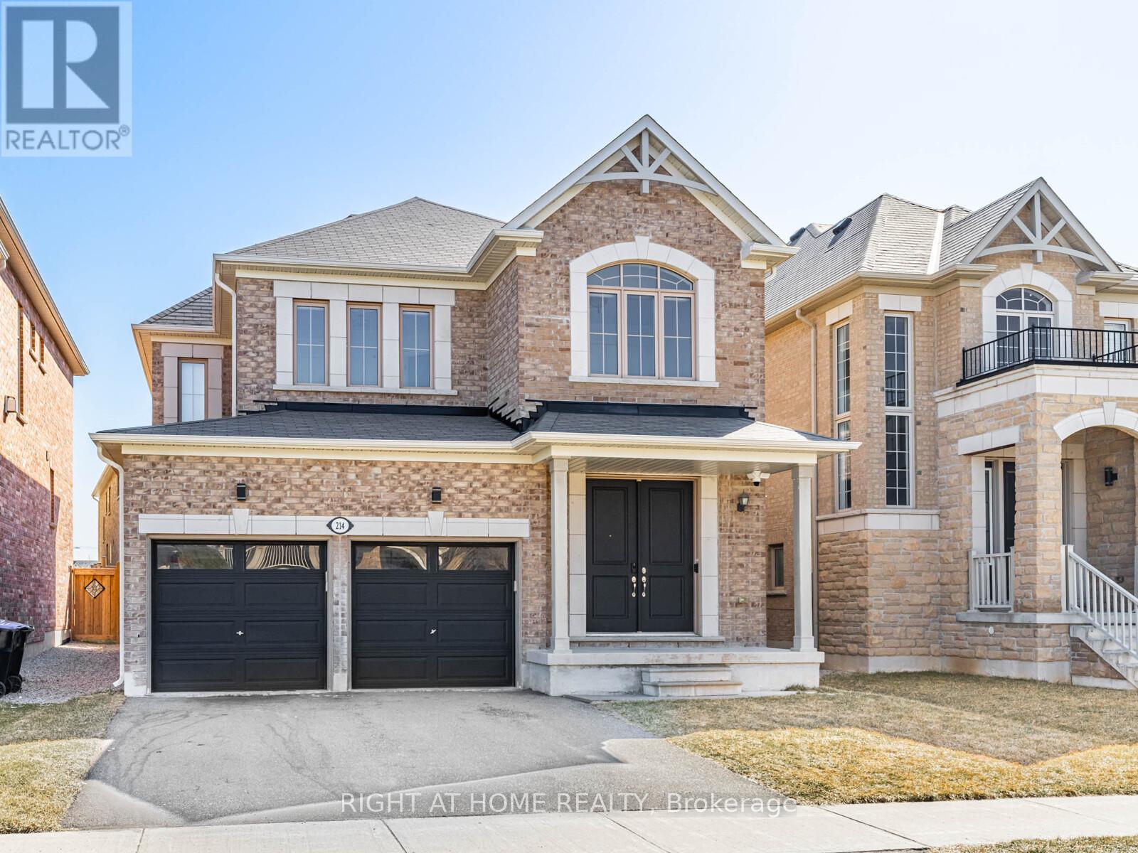 214 Stevenson Crescent, Bradford West Gwillimbury, Ontario  L3Z 0T1 - Photo 3 - N12420436
