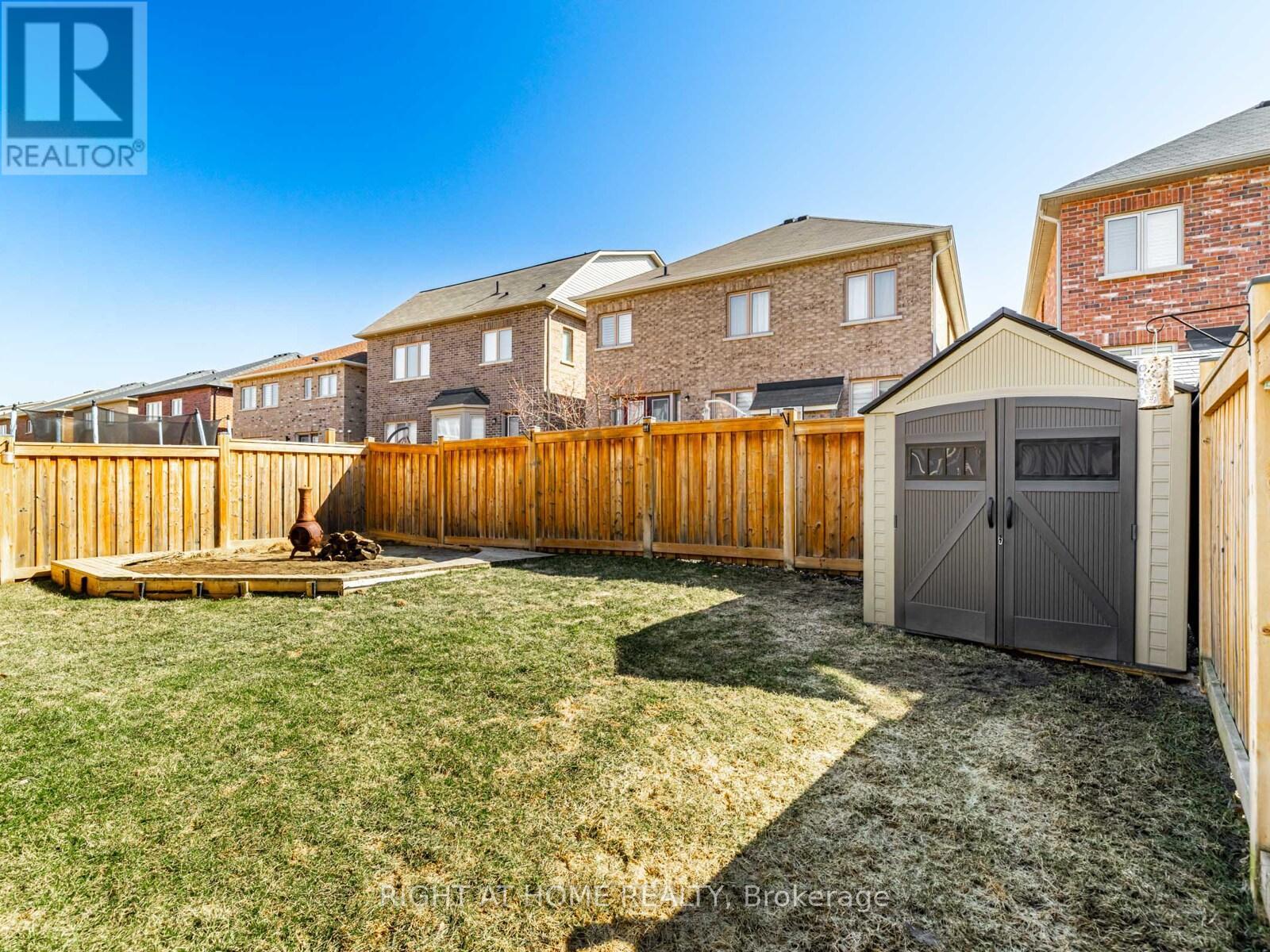 214 Stevenson Crescent, Bradford West Gwillimbury, Ontario  L3Z 0T1 - Photo 34 - N12420436