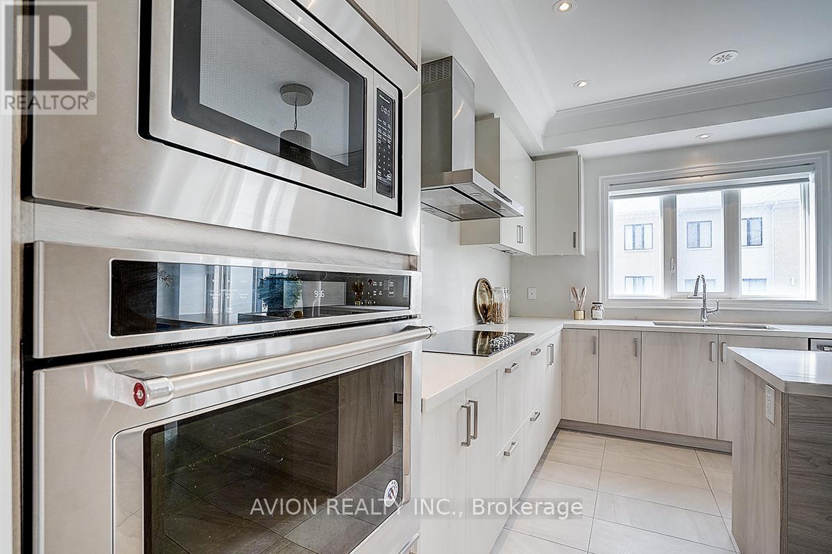 15 Gandhi Lane, Markham, Ontario  L3T 0G4 - Photo 20 - N12420437