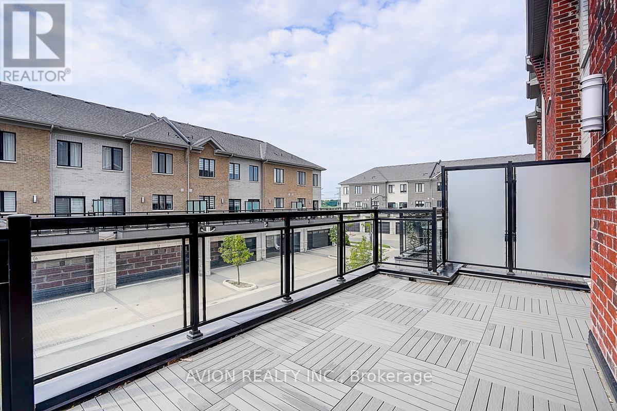 15 Gandhi Lane, Markham, Ontario  L3T 0G4 - Photo 24 - N12420437