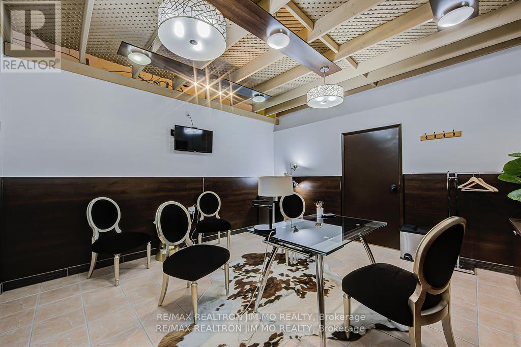 85 - 670 Highway 7 E, Richmond Hill, Ontario  L4B 3P2 - Photo 12 - N12420438