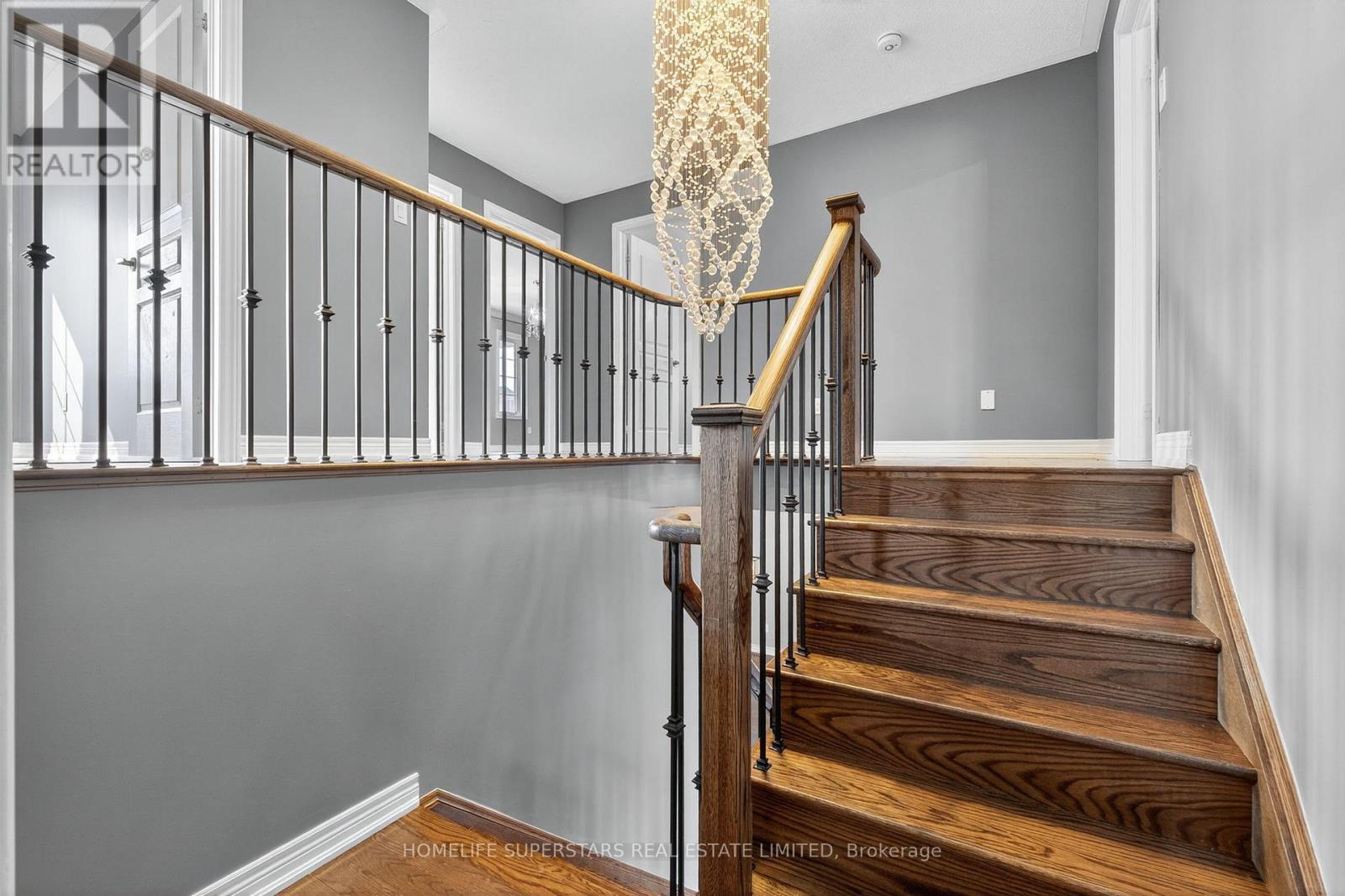 878 Green Street, Innisfil (Lefroy), Ontario  L0L 1W0 - Photo 19 - N12420439