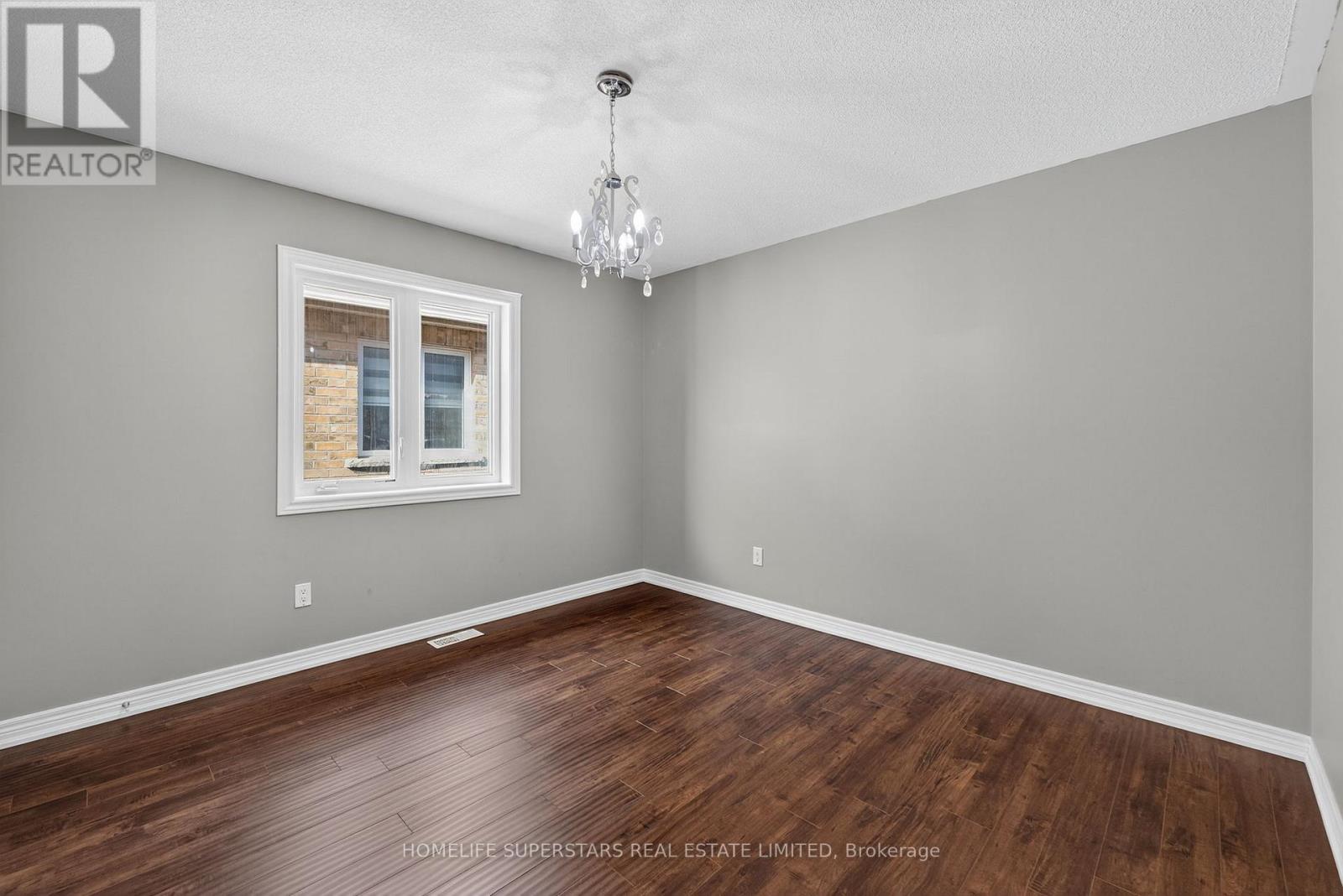 878 Green Street, Innisfil (Lefroy), Ontario  L0L 1W0 - Photo 29 - N12420439