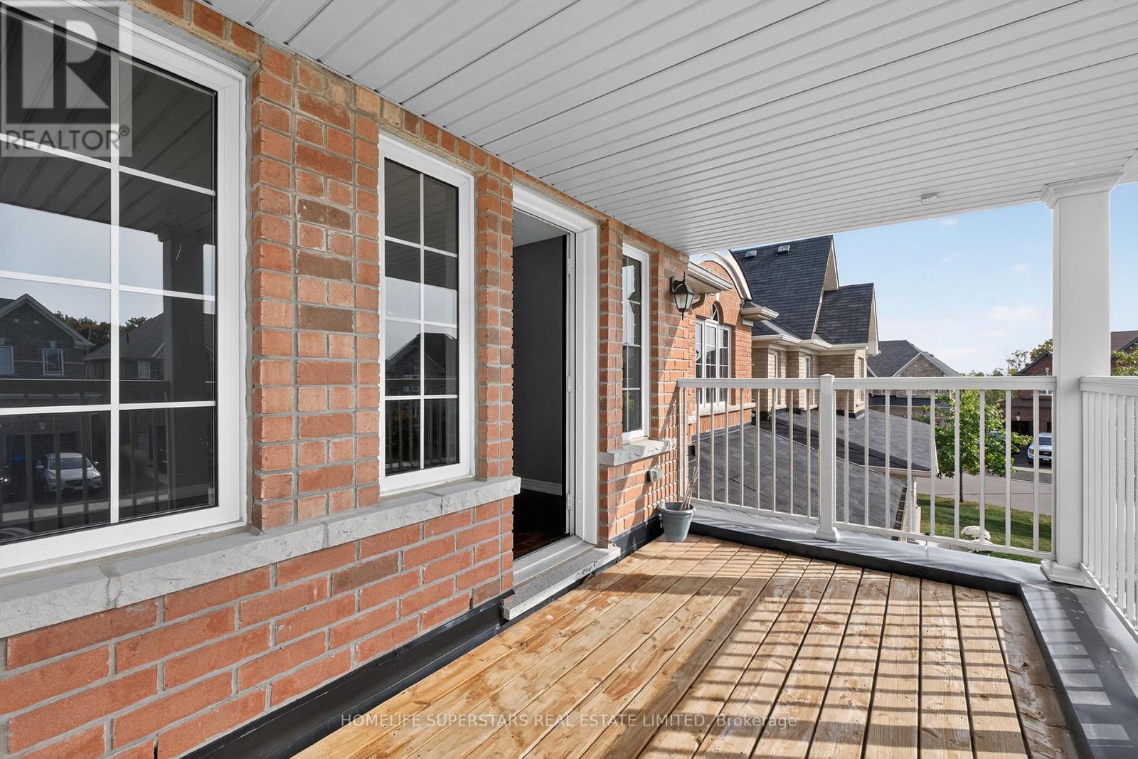 878 Green Street, Innisfil (Lefroy), Ontario  L0L 1W0 - Photo 34 - N12420439