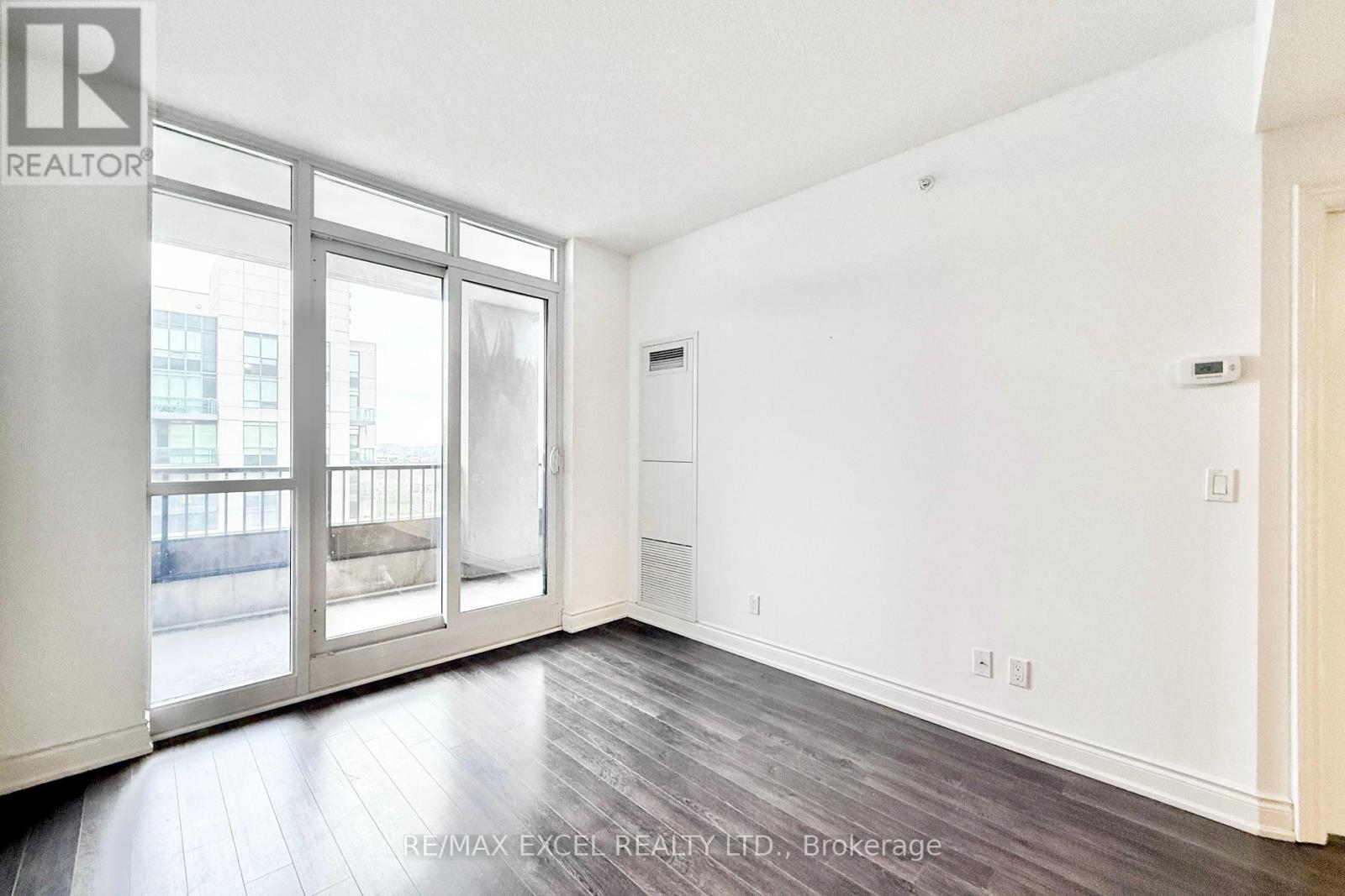 1609 - 89 South Town Centre Boulevard, Markham, Ontario  L6G 0E8 - Photo 13 - N12420452