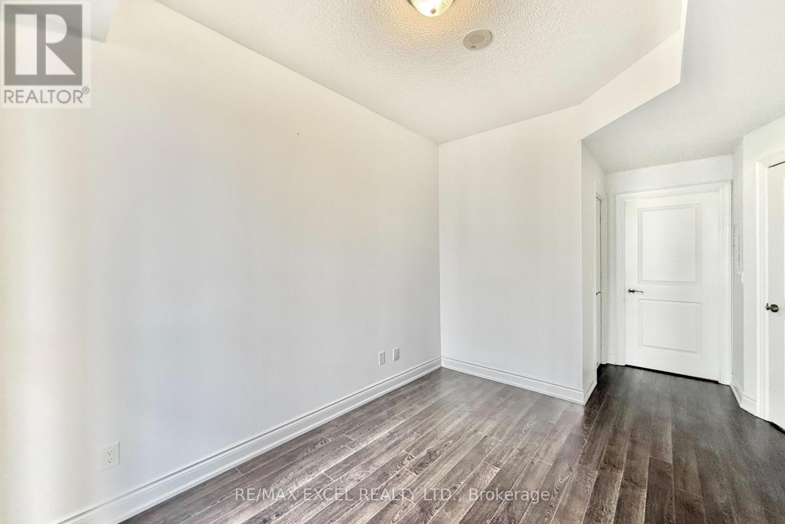 1609 - 89 South Town Centre Boulevard, Markham, Ontario  L6G 0E8 - Photo 15 - N12420452