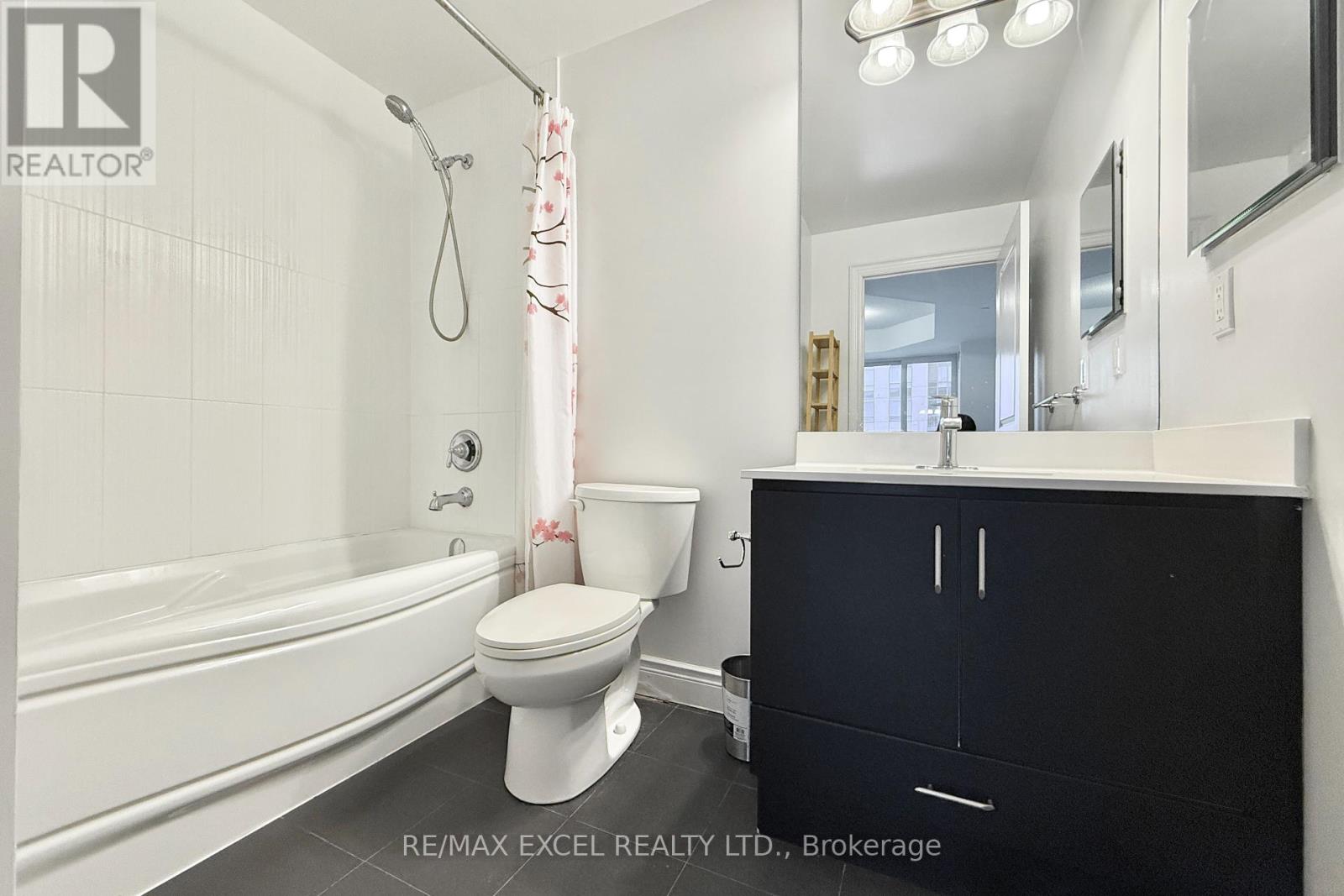 1609 - 89 South Town Centre Boulevard, Markham, Ontario  L6G 0E8 - Photo 17 - N12420452