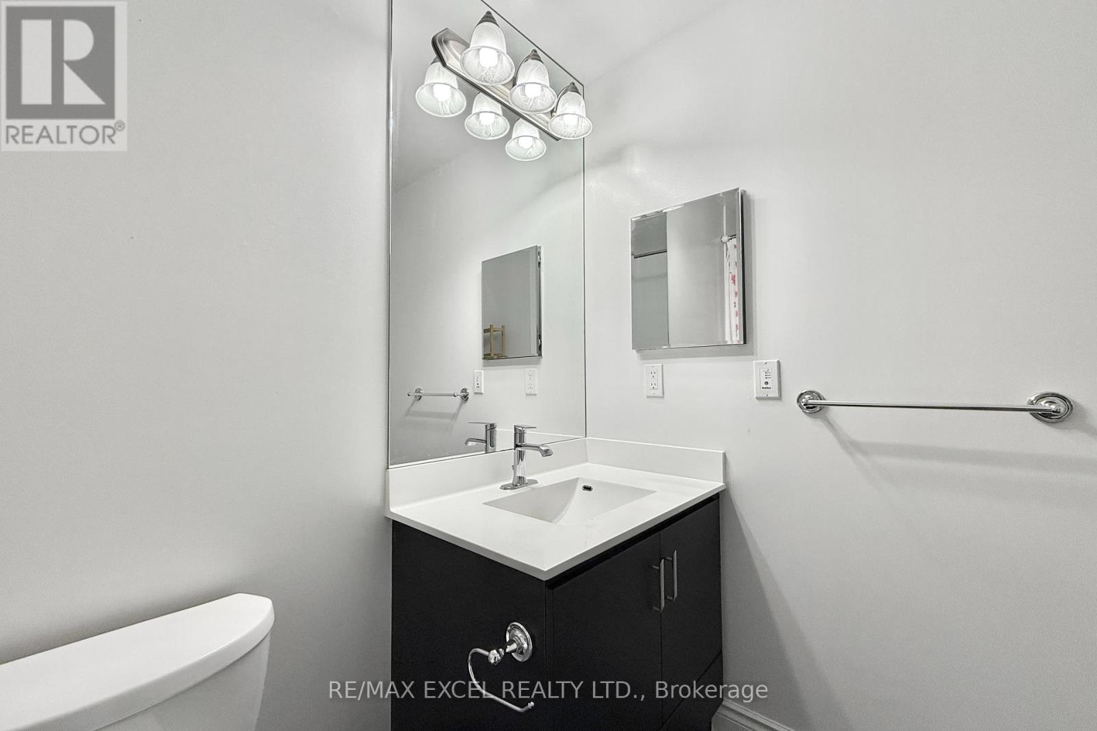1609 - 89 South Town Centre Boulevard, Markham, Ontario  L6G 0E8 - Photo 18 - N12420452