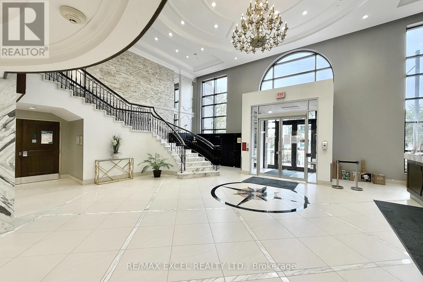 1609 - 89 South Town Centre Boulevard, Markham, Ontario  L6G 0E8 - Photo 6 - N12420452