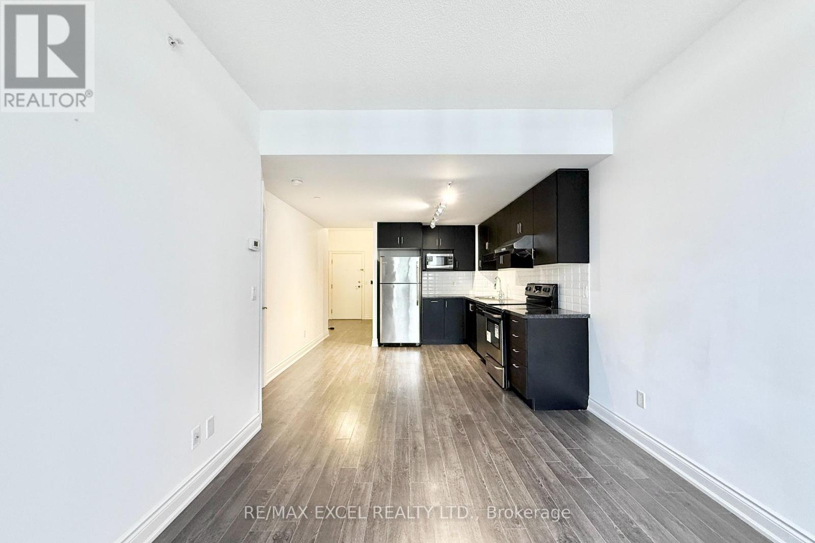 1609 - 89 South Town Centre Boulevard, Markham, Ontario  L6G 0E8 - Photo 9 - N12420452