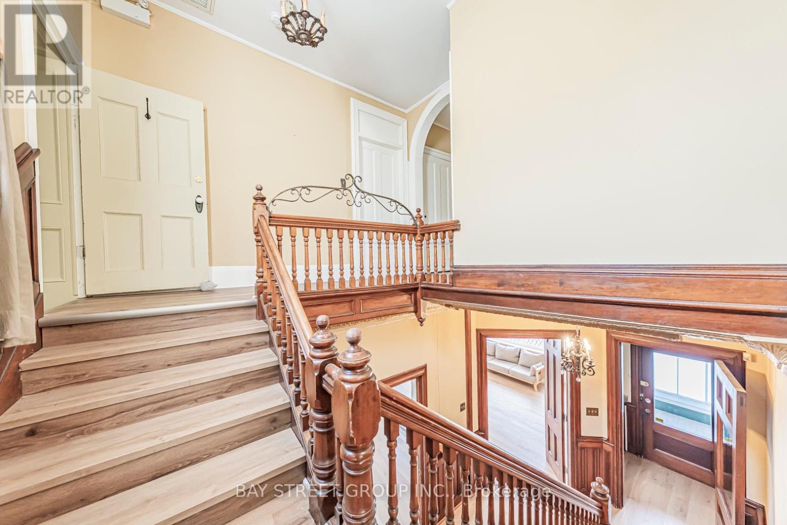 127 Walton Street, Port Hope, Ontario  L1A 1N4 - Photo 23 - X12420461