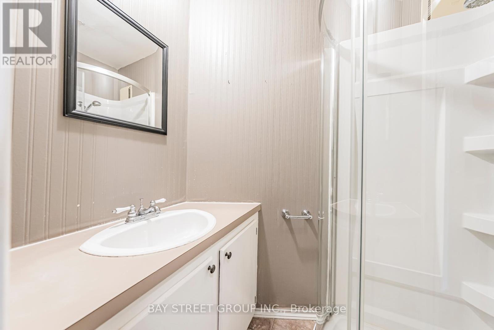 127 Walton Street, Port Hope, Ontario  L1A 1N4 - Photo 24 - X12420461