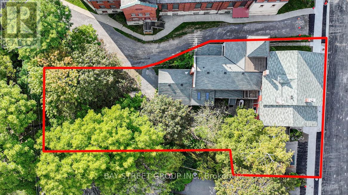 127 Walton Street, Port Hope, Ontario  L1A 1N4 - Photo 3 - X12420461