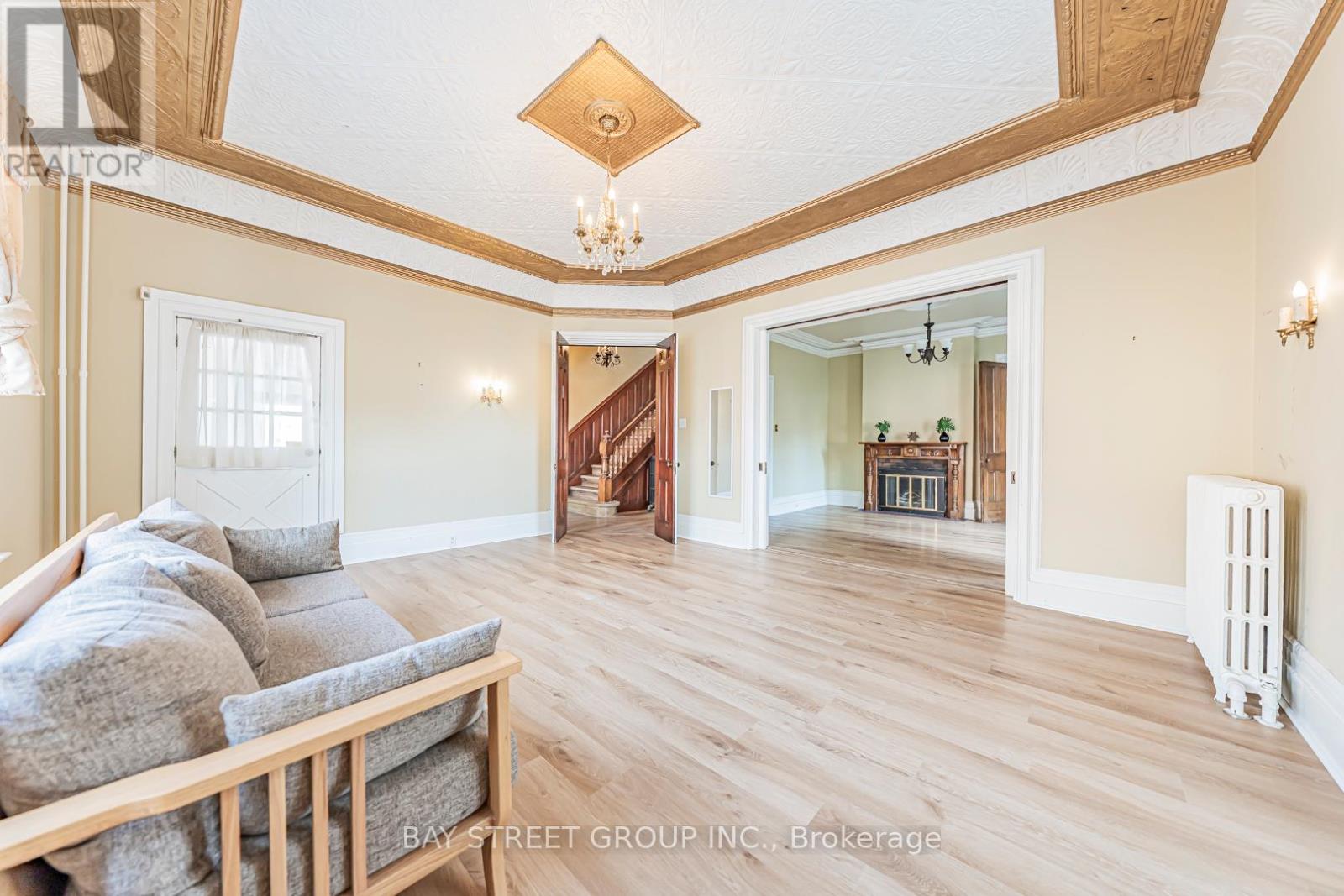 127 Walton Street, Port Hope, Ontario  L1A 1N4 - Photo 7 - X12420461