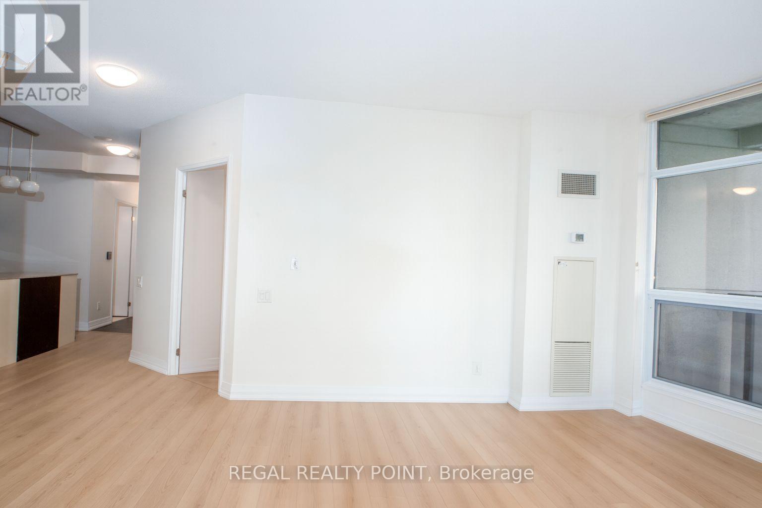 605 - 21 Carlton Street, Toronto, Ontario  M5B 1L3 - Photo 7 - C12403532