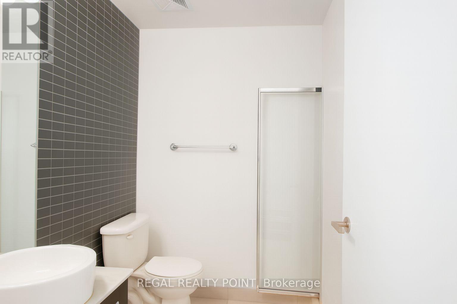 605 - 21 Carlton Street, Toronto, Ontario  M5B 1L3 - Photo 5 - C12403532