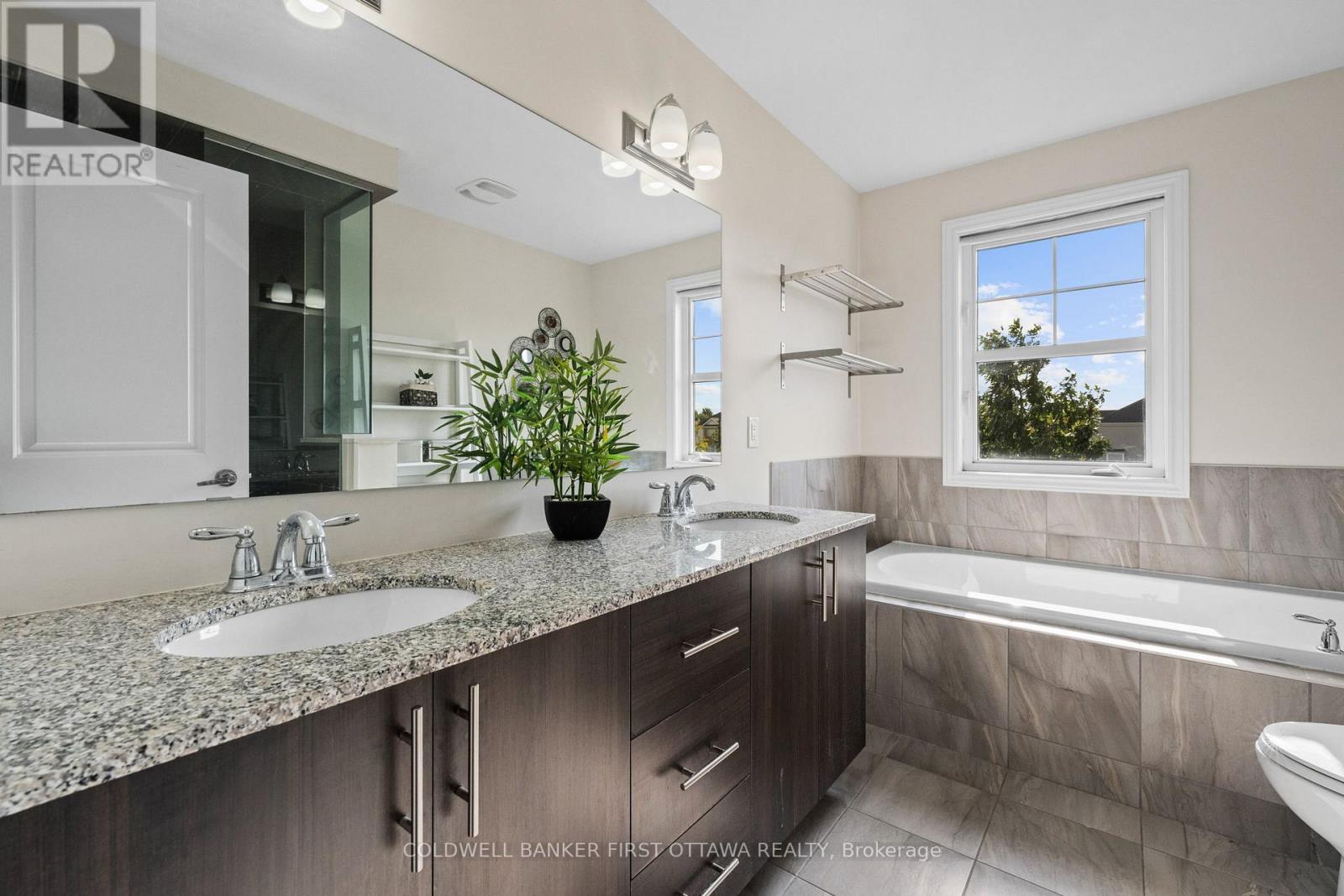 619 Dundonald Drive, Ottawa, Ontario  K2J 5Y8 - Photo 24 - X12420474