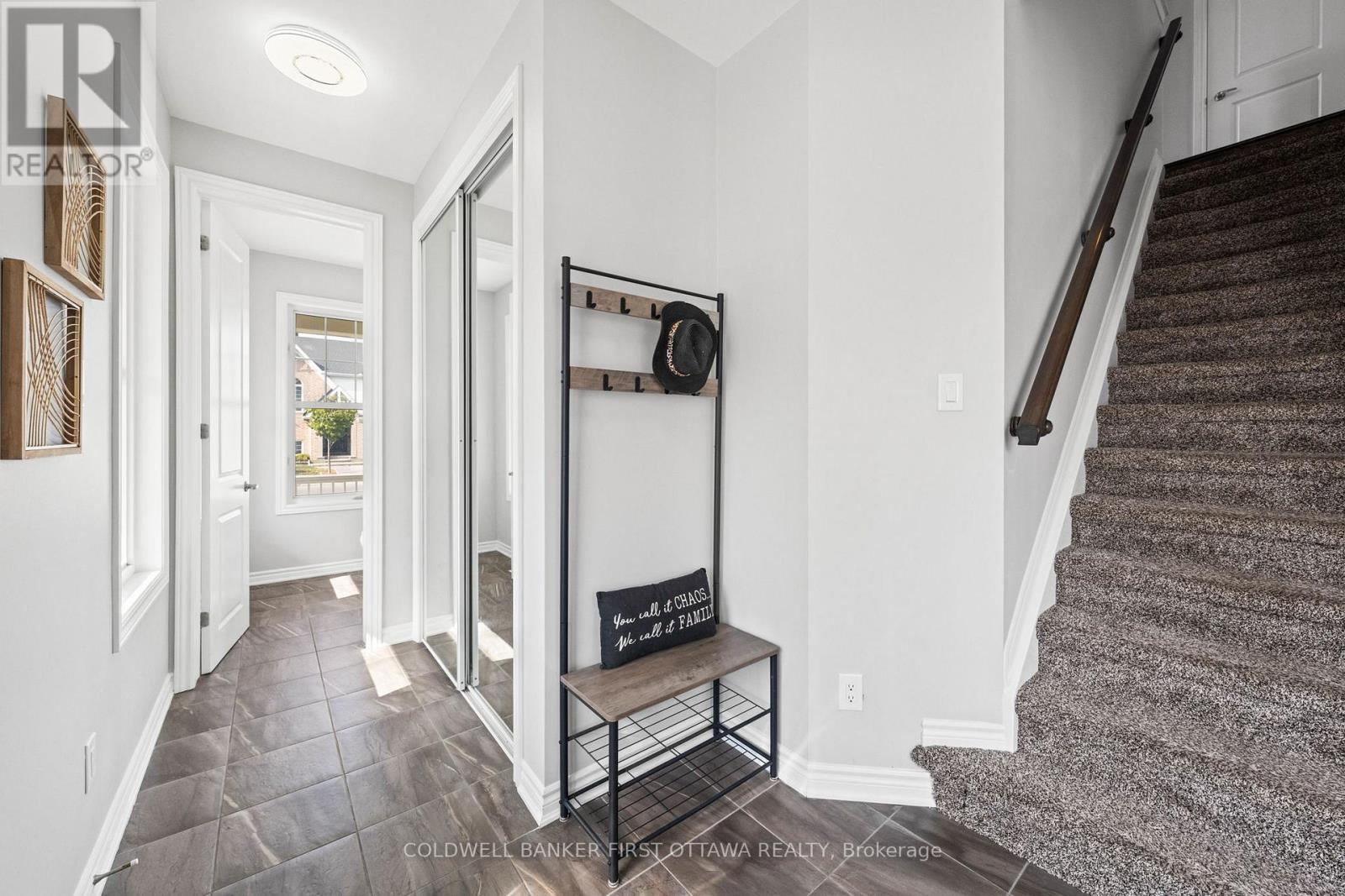 619 Dundonald Drive, Ottawa, Ontario  K2J 5Y8 - Photo 7 - X12420474