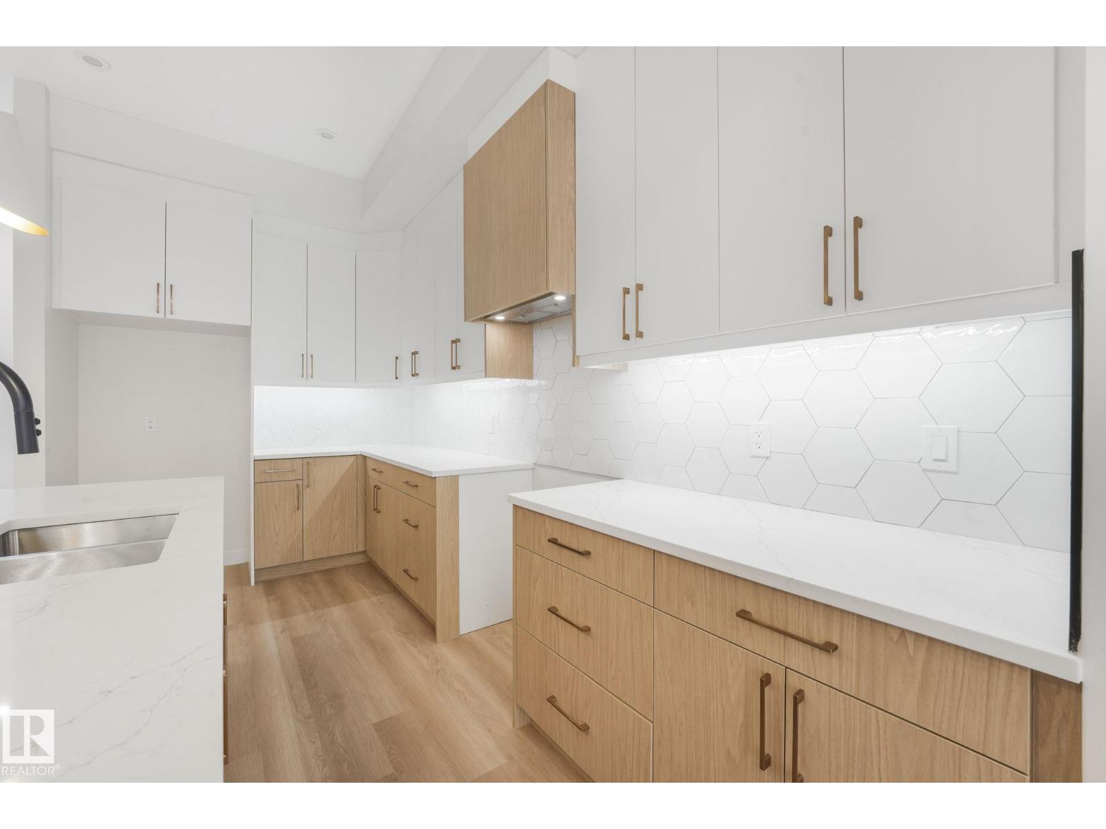 7940 89 Av Nw, Edmonton, Alberta  T6C 1N5 - Photo 32 - E4456879