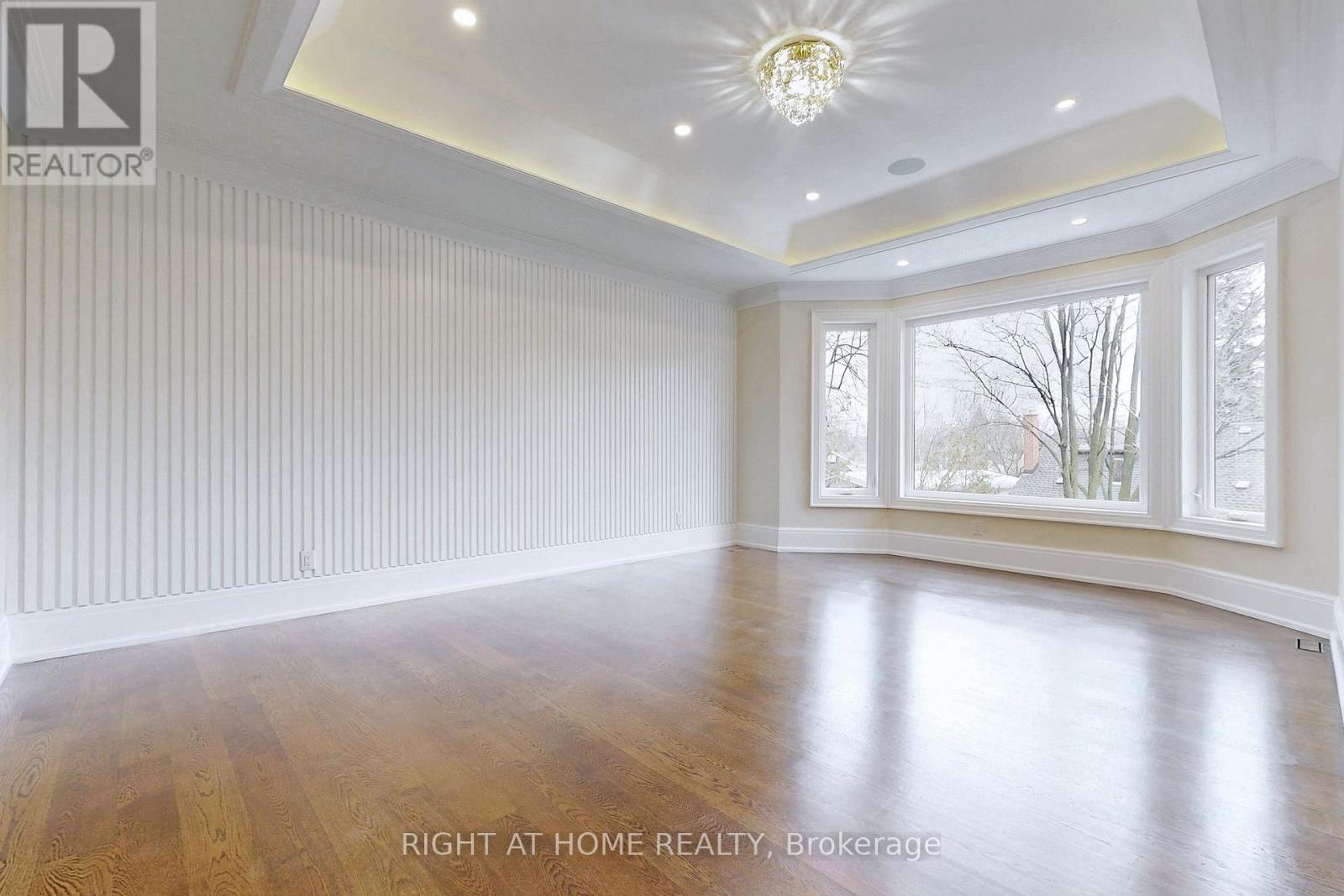 10 Jocelyn Crescent, Toronto, Ontario  M3B 1A2 - Photo 36 - C12420478