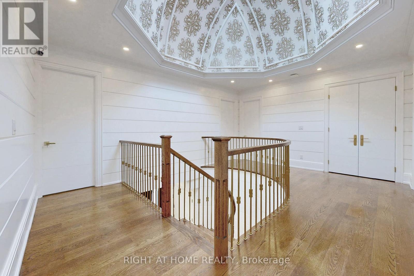 10 Jocelyn Crescent, Toronto, Ontario  M3B 1A2 - Photo 40 - C12420478