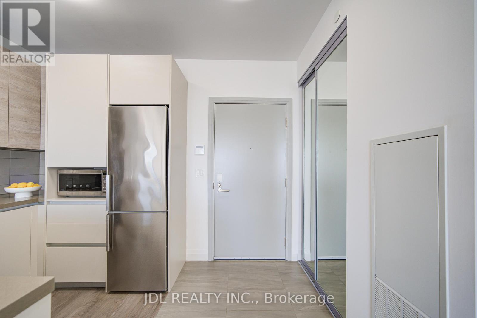 803 - 398 Highway 7 E, Richmond Hill, Ontario  L4B 0G6 - Photo 10 - N12420467