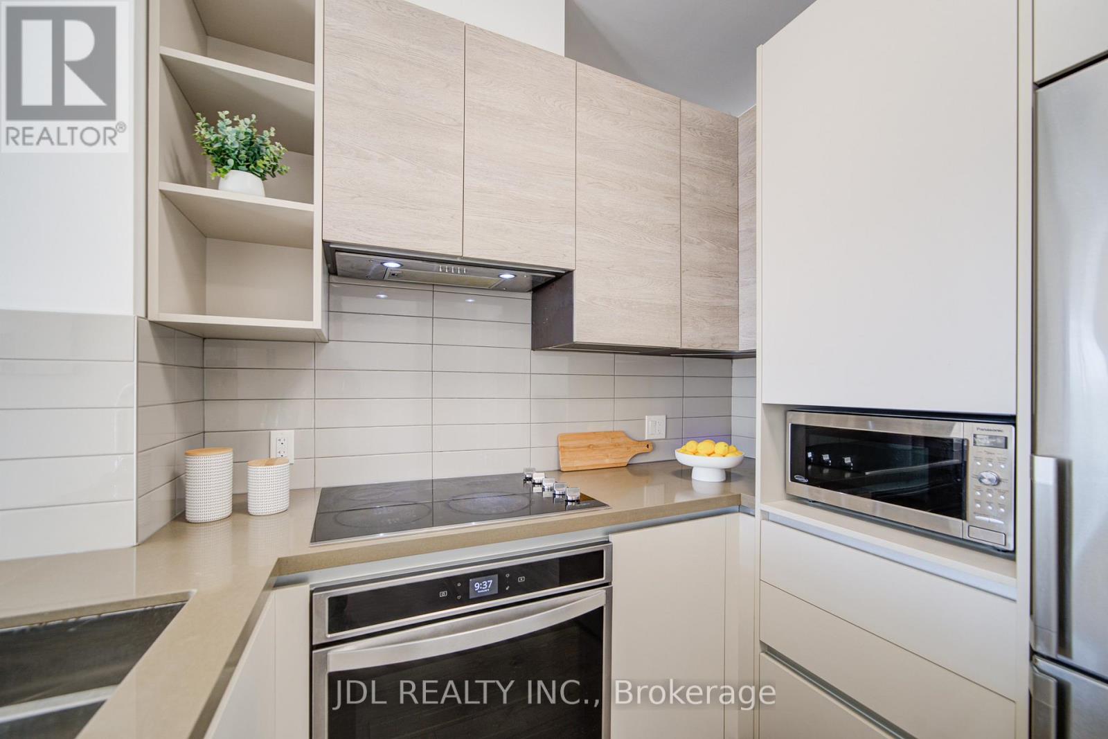 803 - 398 Highway 7 E, Richmond Hill, Ontario  L4B 0G6 - Photo 17 - N12420467