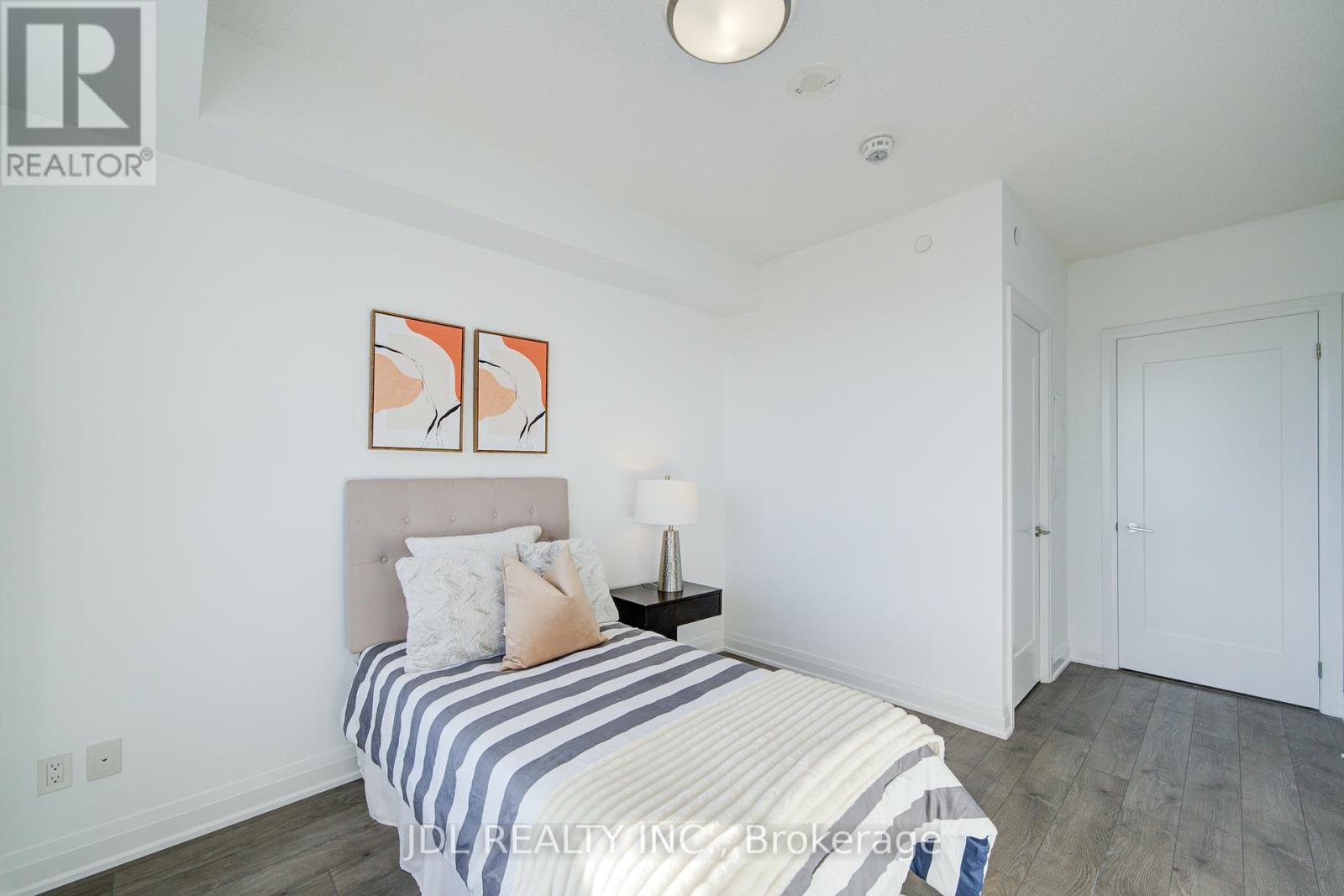 803 - 398 Highway 7 E, Richmond Hill, Ontario  L4B 0G6 - Photo 37 - N12420467
