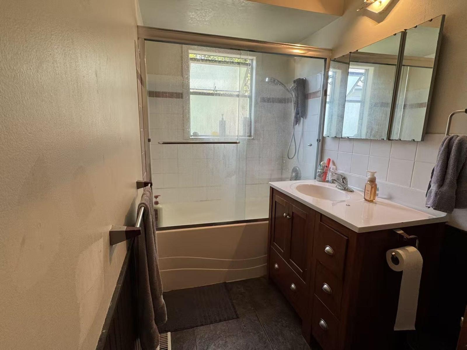 14181 Malabar Avenue, White Rock, British Columbia  V4B 2Y4 - Photo 13 - R3048216