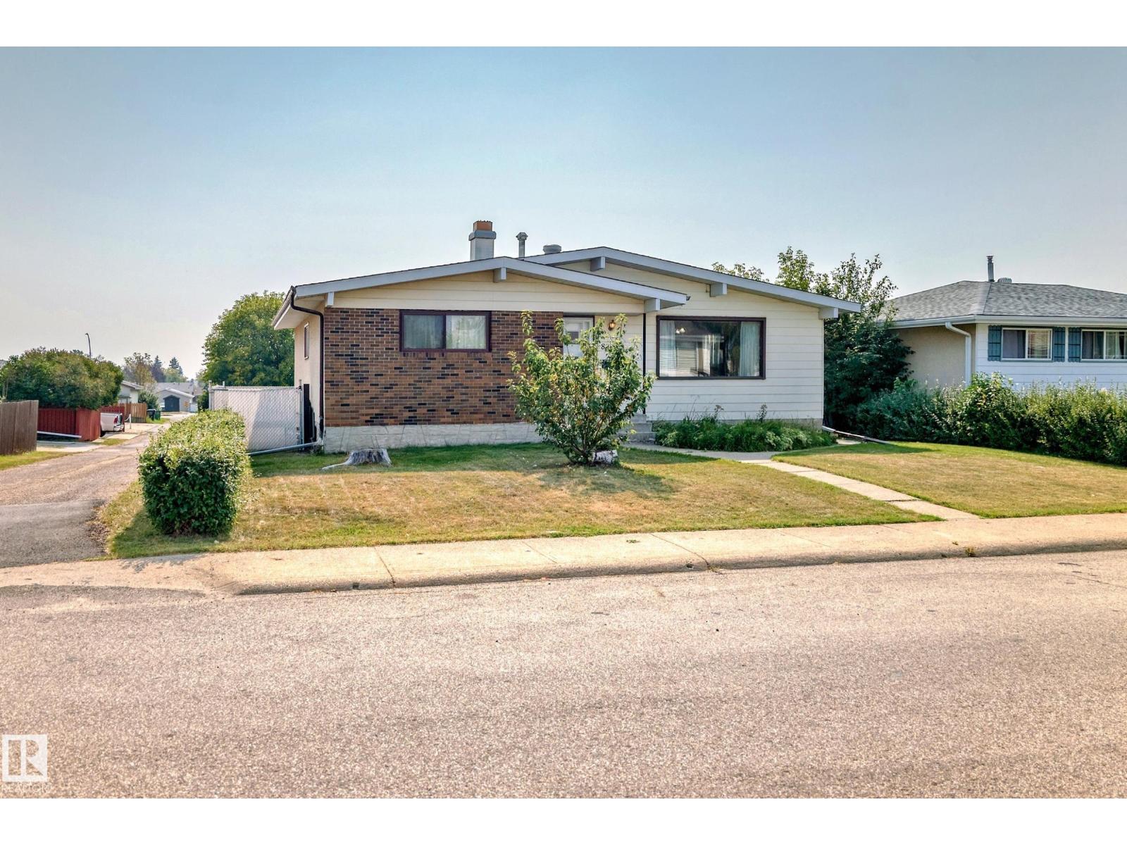 8311 150 Av Nw, Edmonton, Alberta  T5E 1B9 - Photo 53 - E4457210