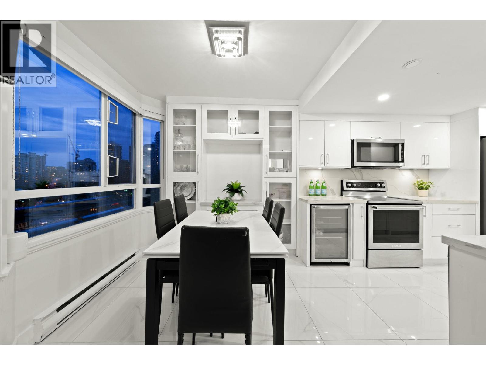 905 1185 QUAYSIDE DRIVE, New Westminster, British Columbia