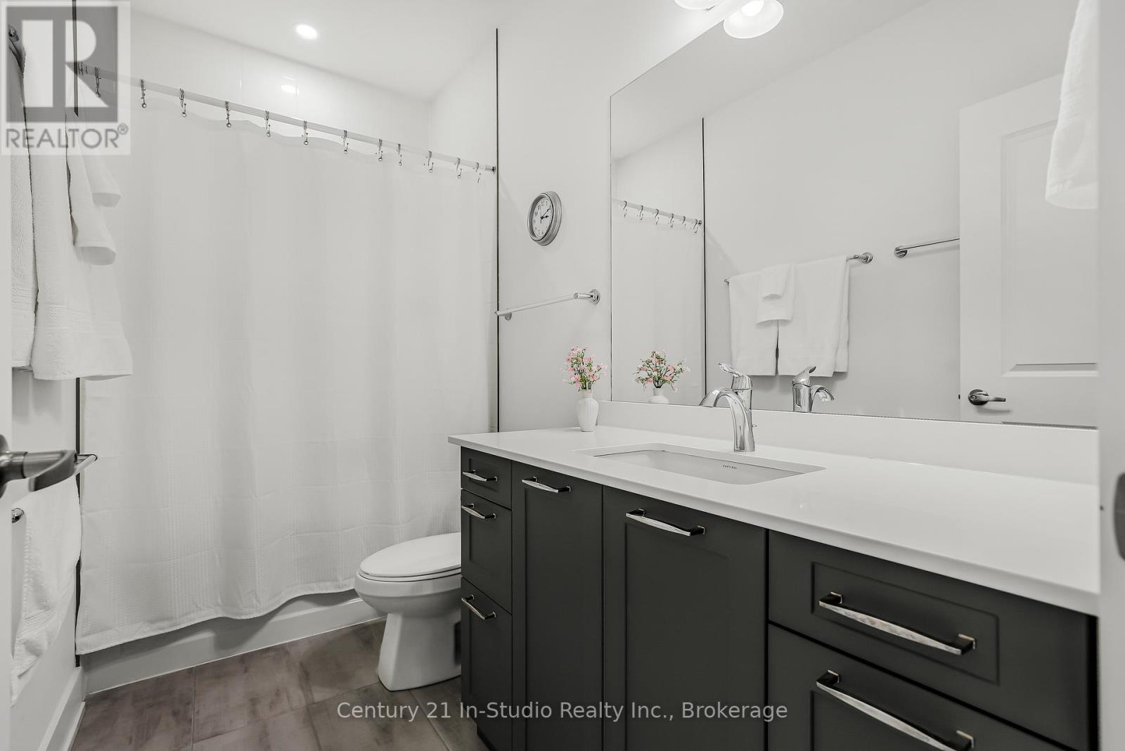 219 Ironwood Way, Georgian Bluffs, Ontario  N0H 1S0 - Photo 26 - X12420526