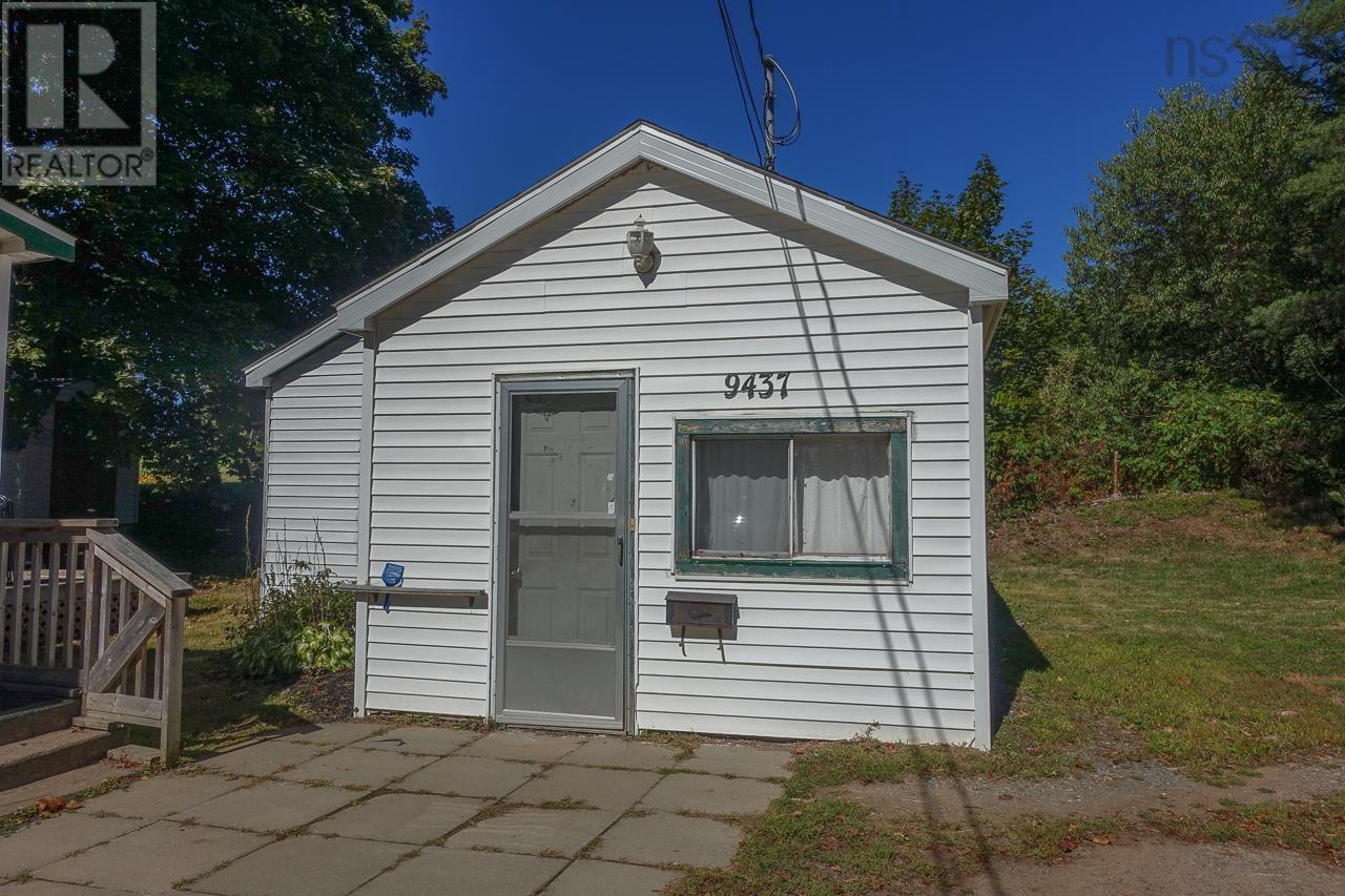 9435 Commercial Street, New Minas, Nova Scotia  B4N 3G3 - Photo 2 - 202523698