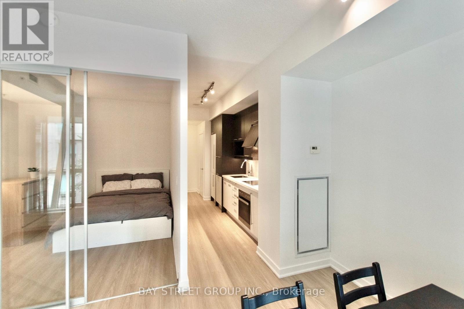 203 - 199 Richmond Street W, Toronto, Ontario  M5V 0H4 - Photo 12 - C12417498