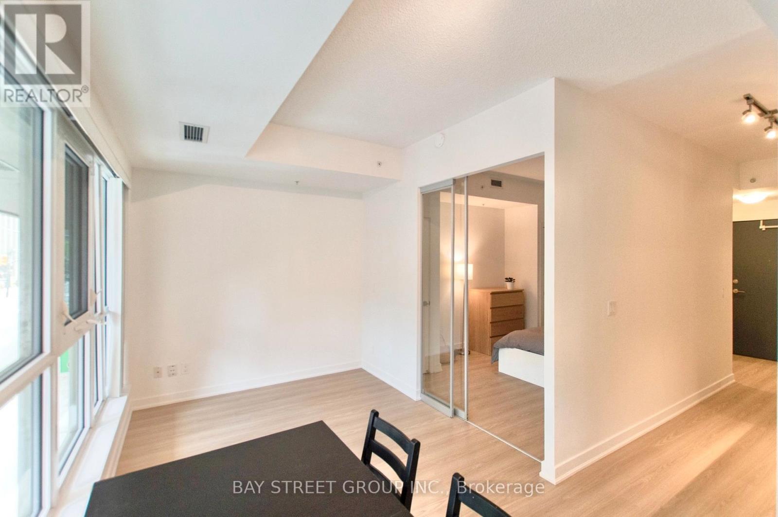 203 - 199 Richmond Street W, Toronto, Ontario  M5V 0H4 - Photo 8 - C12417492