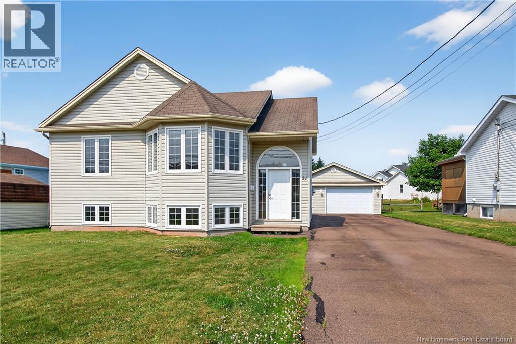 31 Vautour Street, Dieppe, New Brunswick