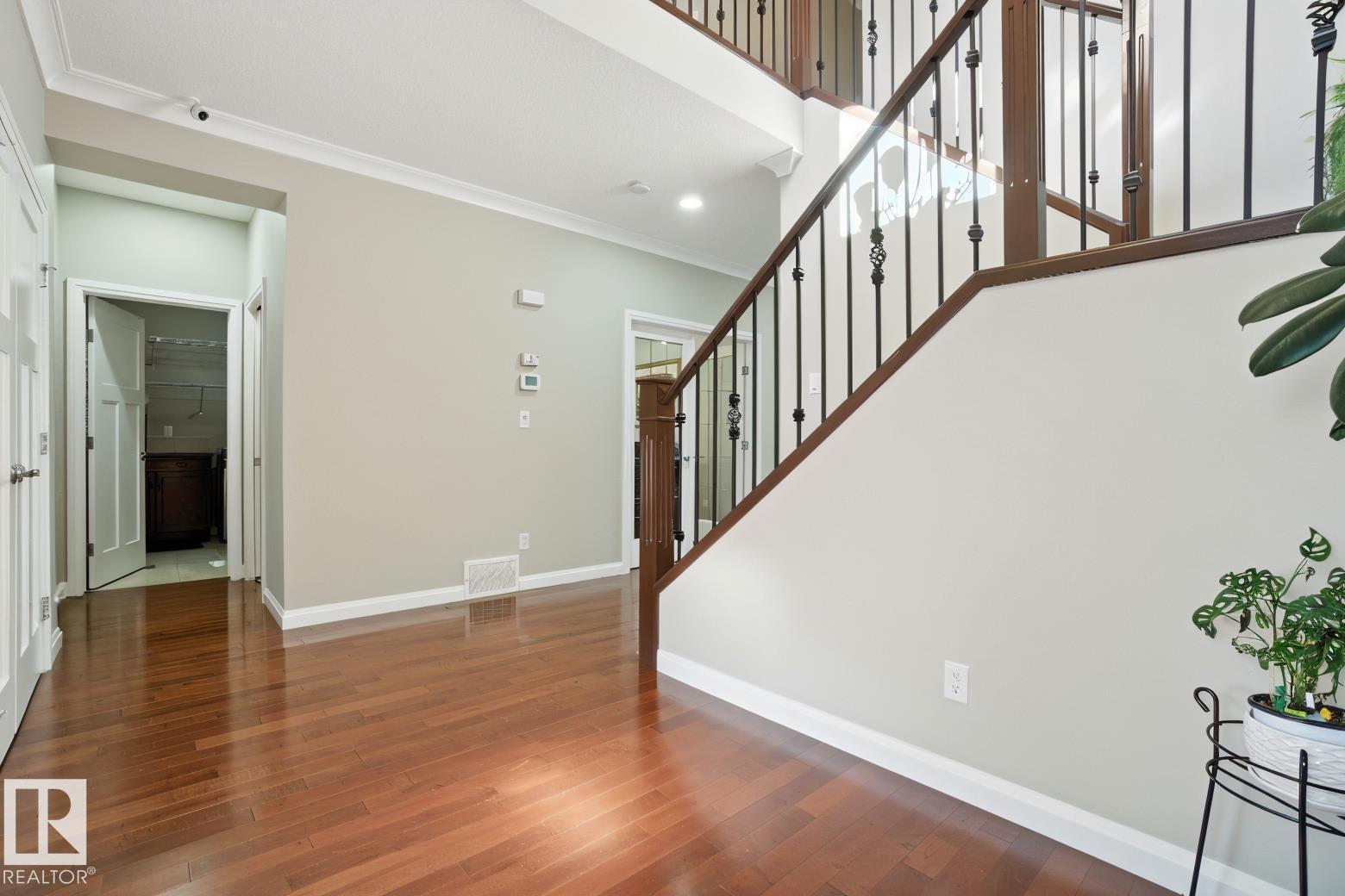 478 Ainslie Cr Sw Sw, Edmonton, Alberta  T6W 0H7 - Photo 3 - E4459019