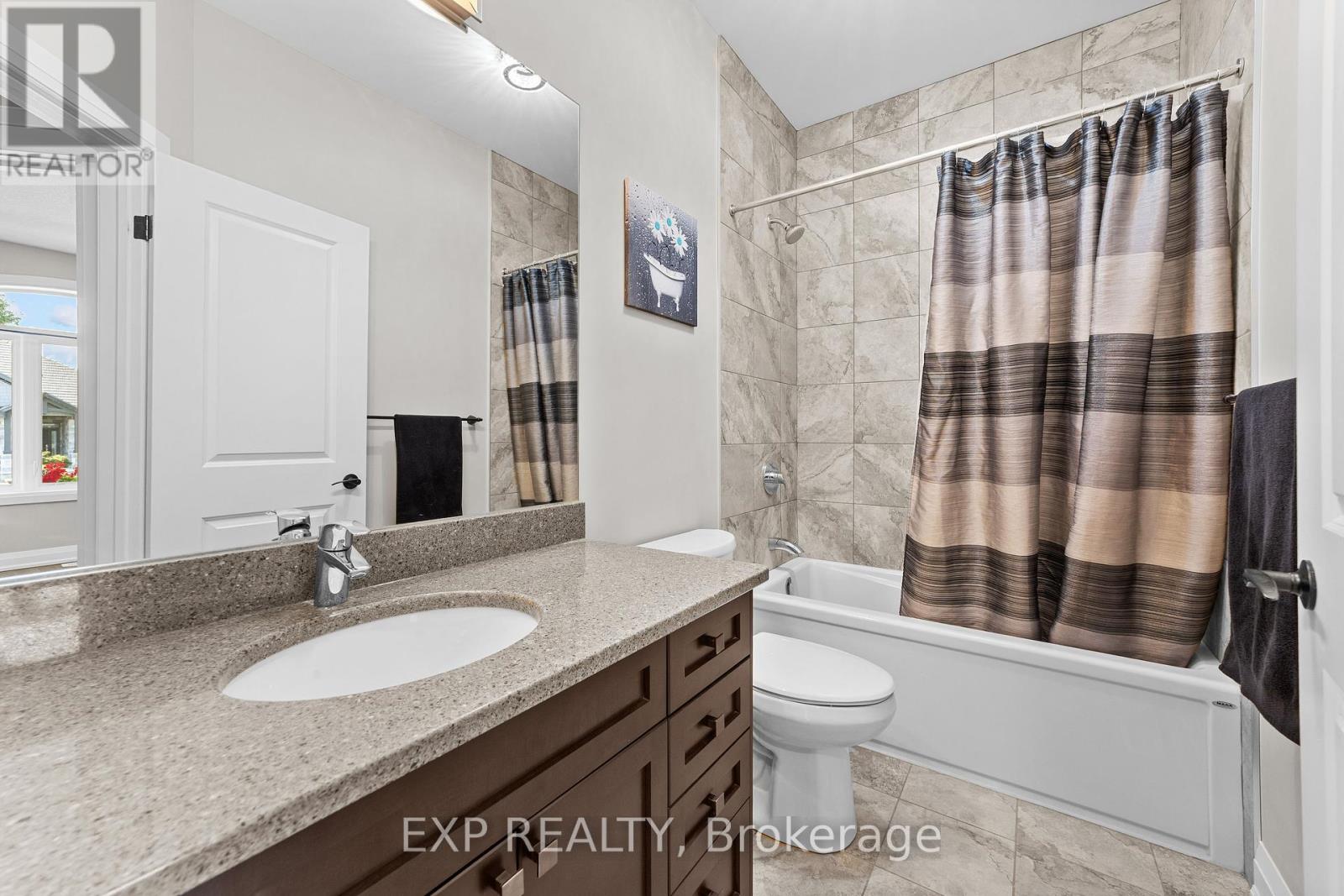 46 Collins Way, Strathroy-Caradoc, Ontario  N7G 0E5 - Photo 21 - X12420507