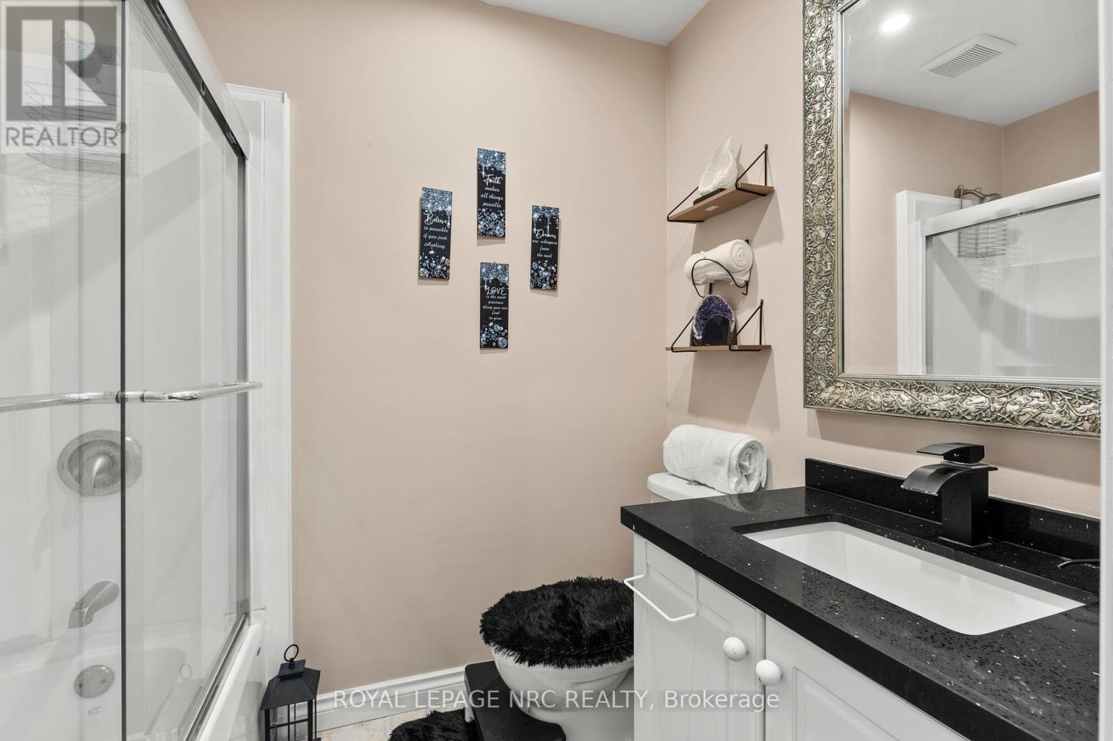 86 Huntington Lane, St. Catharines, Ontario  L2S 3R6 - Photo 25 - X12420521