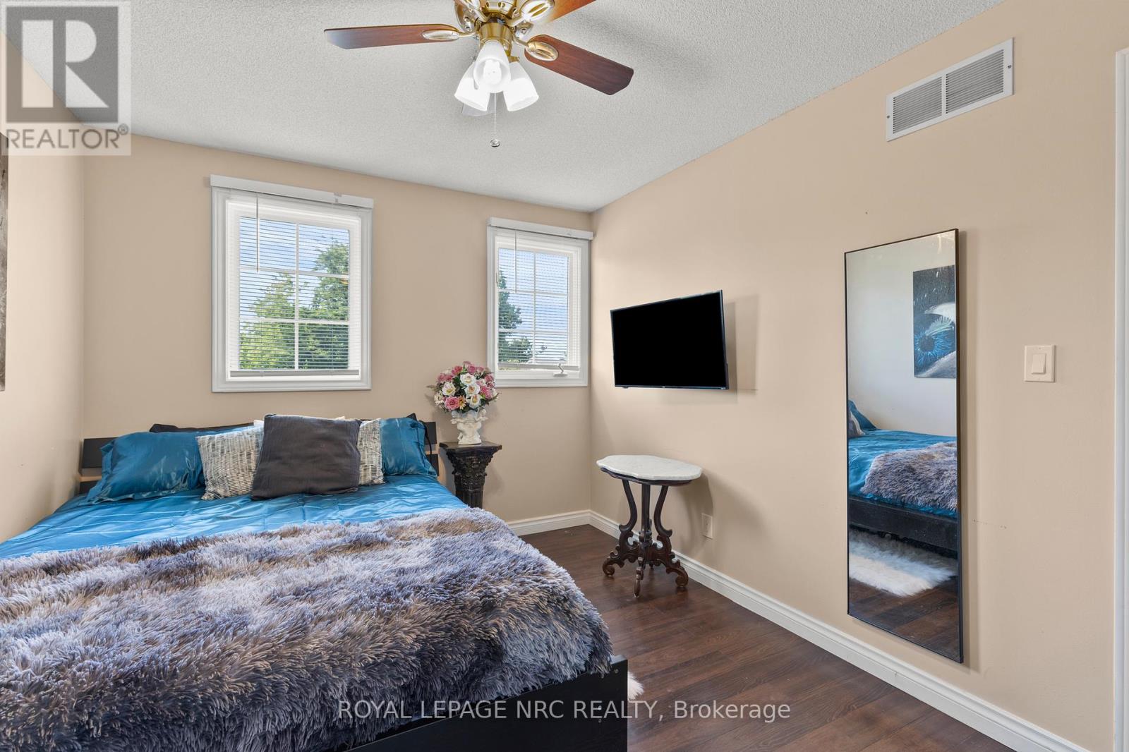 86 Huntington Lane, St. Catharines, Ontario  L2S 3R6 - Photo 27 - X12420521