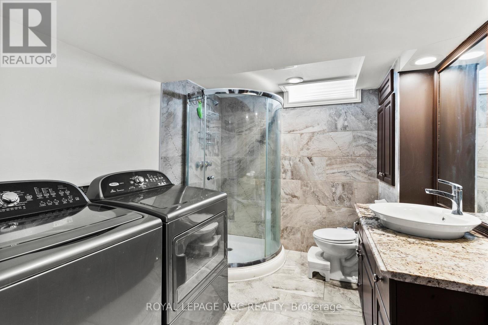 86 Huntington Lane, St. Catharines, Ontario  L2S 3R6 - Photo 37 - X12420521